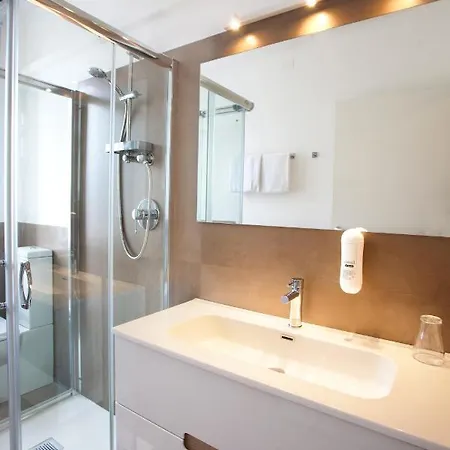 Avianresidenze Apartman *